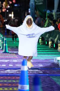 BIB: 3113
                            <button type="button" onclick="openModal(26221008)" class="btn btn-primary btn-sm float-right btn-popup" data-toggle="modal" data-target=".modal-high-quality">
                        <i class="fas fa-shopping-cart"></i> Add to Cart
                    </button>
                                            <button type="button" onclick="isThisMe(26221008, true)" class="btn btn-success btn-sm float-right btn-popup btn-isme hidden" data-toggle="tooltip" data-placement="bottom" title="นี่คือรูปของคุณใช่ไหม คลิกที่นี่เพื่อเอาเข้าอัลบั้ม">
                        <i class="fas fa-plus"></i> Add to album
                    </button>
                    <button type="button" onclick="isThisMe(26221008, false)" class="btn btn-warning btn-sm float-right btn-popup btn-isnotme hidden">
                        <i class="fas fa-ban"></i> Remove from album
                    </button>